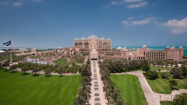 قصر الامارات