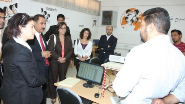 إحدى المختبرات في منطقة الموقر