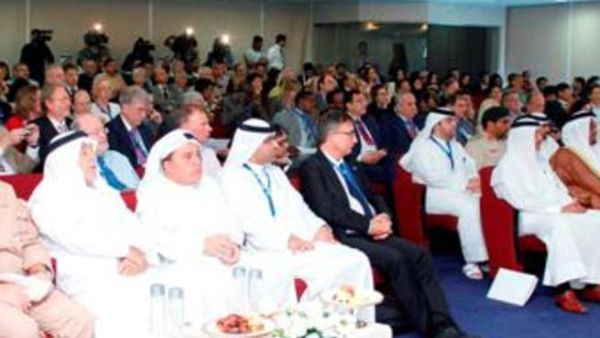 خلال الاجتماع