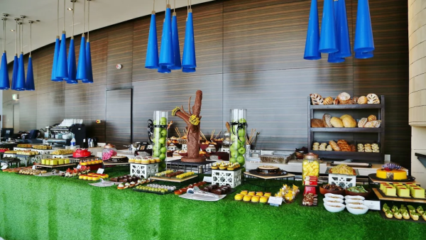 Eurasian brunch at Aroma Restaurant Eurasian brunch at Aroma Restaurant