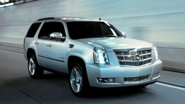 Cadillac’s 2012 range delivers the power and refinement of the brand, setting the standard of the world in the automotive industry Cadillac’s 2012 range delivers the power and refinement of the brand, setting the standard of the world in the automotive industry