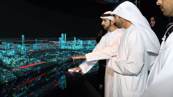 دبي الذكية تصحب زوار جيتكس في بث حي للمستقبل دبي الذكية تصحب زوار جيتكس في بث حي للمستقبل