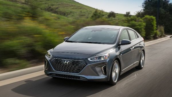 The Hyundai IONIQ delivers an exceptionally smooth ride and also features a responsive six-speed dual-clutch transmission. The Hyundai IONIQ delivers an exceptionally smooth ride and also features a responsive six-speed dual-clutch transmission.