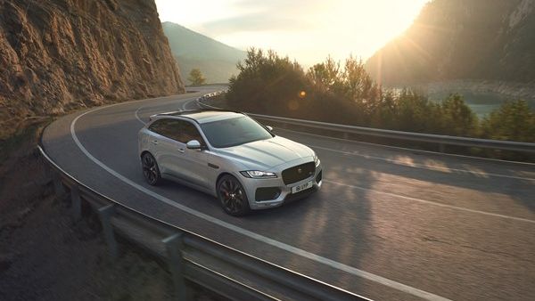 سيارة جاكوار F-PACE 2018 سيارة جاكوار F-PACE 2018