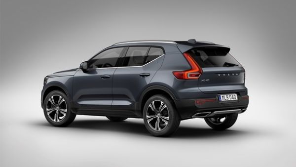 The XC40 sets a new standard in its segment in terms of design, connectivity and safety technology. The XC40 sets a new standard in its segment in terms of design, connectivity and safety technology.