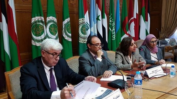 خلال مشاركة مجموعة طلال أبوغزالة في الاجتماع الرابع للجنة التنسيق العليا للعقد العربي لمحو الأمية خلال مشاركة مجموعة طلال أبوغزالة في الاجتماع الرابع للجنة التنسيق العليا للعقد العربي لمحو الأمية