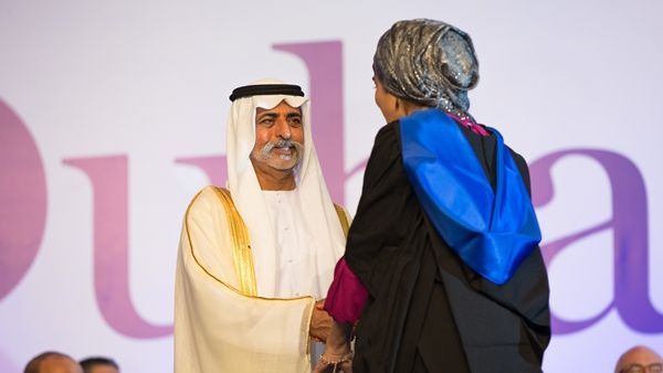 تم خلال الحفل منح السيد عماد عزمي، رئيس شركة الشعفار للمقاولات العامة درجة فخرية من قبل جامعة هيريوت وات في دبي. تم خلال الحفل منح السيد عماد عزمي، رئيس شركة الشعفار للمقاولات العامة درجة فخرية من قبل جامعة هيريوت وات في دبي.