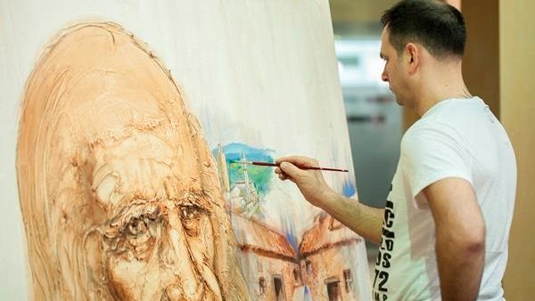 “The collage, which I painted on campus at Canadian University Dubai, brings together Da Vinci’s life, influences and art,” says Tremblay. 