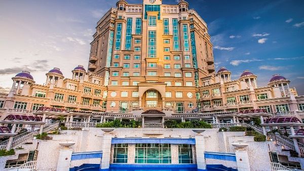 Al Murooj Rotana, Dubai