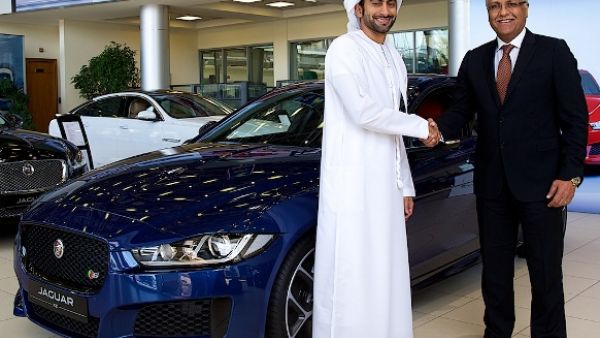 Anas BuKhash, Jaguar Brand Ambassador in UAE and Ashok Khanna, Chief Executive Officer, Al Tayer Motors Anas BuKhash, Jaguar Brand Ambassador in UAE and Ashok Khanna, Chief Executive Officer, Al Tayer Motors