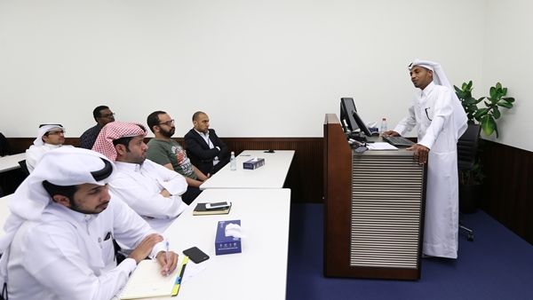 خلال الحدث