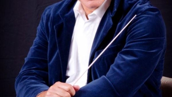 Acclaimed composer and pianist José Antonio Molina