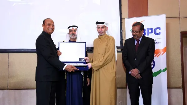 خلال الحدث