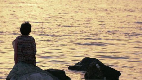 Amal, which documents the life of a Syrian expatriate who comes to the UAE to work for one year, and is faced with the temptation of staying longer even though she is convinced otherwise