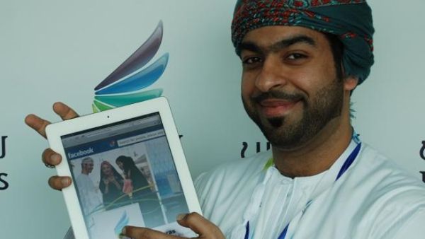 Ammar Al Lawati introduces Facebook recharge channel for Nawras