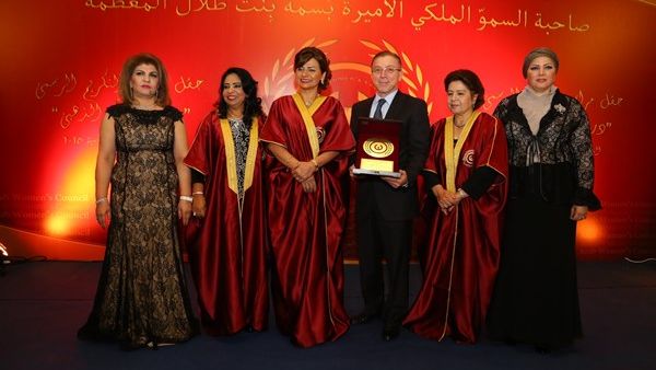 خلال الحدث خلال الحدث