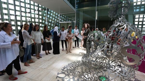 جولات 'درب الفن' في مؤسسة قطر جولات 'درب الفن' في مؤسسة قطر