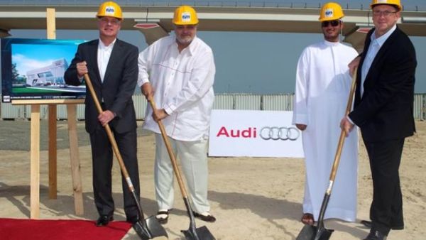 Stefan Hamberger, Director Region Africa & Middle East AUDI AG; K. Rajaram, CEO Al Nabooda Automobiles; Ali Al Nabooda, General Manager Audi Dubai; and Jeff Mannering, Managing Director Audi Middle East
Stefan Hamberger, Director Region Africa & Middle East AUDI AG; K. Rajaram, CEO Al Nabooda Automobiles; Ali Al Nabooda, General Manager Audi Dubai; and Jeff Mannering, Managing Director Audi Middle East