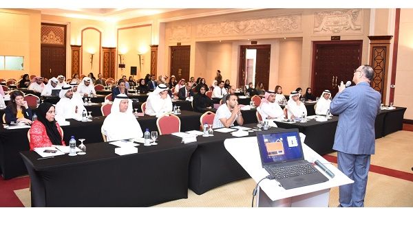 على مدى أربعة أيام متتالية، تم تدريب المشاركين على إنتاج محتوى التسويق المقنع والشيّق مع التركيز على الإستراتيجيات والتكتيكات التي تجذب الجمهور علاوة على تسليط الضوء على أفضل الممارسات الحيوية التي تخلق محتوى متميز وتعزز من جهود تسويق المحتوى.