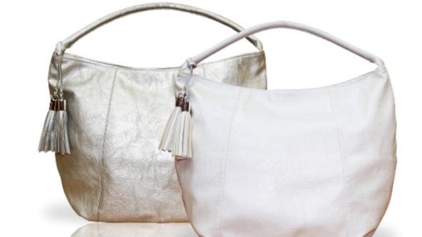 Free trendy handbag on a purchase of AED 399 and above across all Beautybay stores