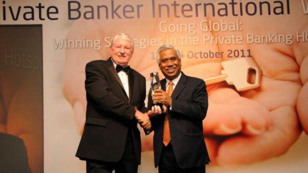 Brian Shegar, General Manager, Singapore, and Head of Asia Pacific, Emirates NBD receiving award for Best Private Bank