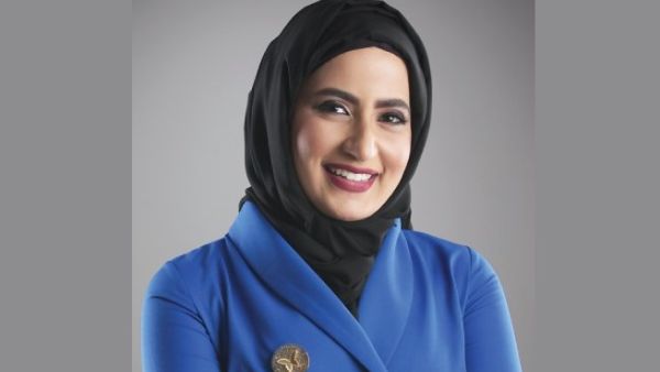 Businesswoman Shaikha Noora bint Khalifa Al Khalifa says she has been reporting more than 20 fake accounts on Facebook and Instagram every day. (Twitter)