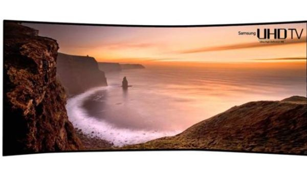 تلفزيون سامسونج UHD المقوس 105 أنش