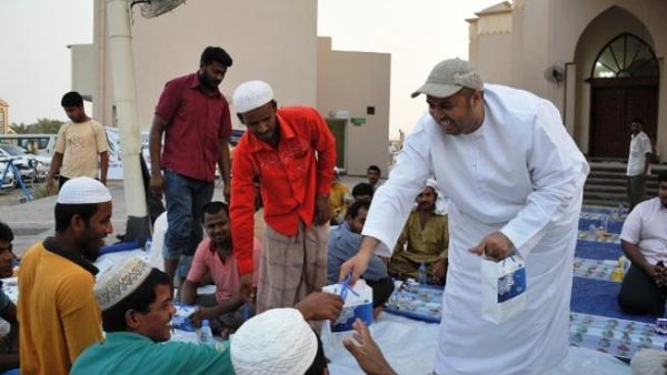 Distributing Iftar meal in Mosques Distributing Iftar meal in Mosques
