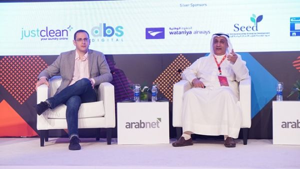 البنك يتابع السوق بشكل مستمر، ويبحث عن فرص استثمار أو شراكة أو الاستحواذ على تكنولوجيا Fintech