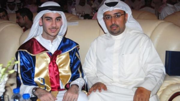 Talal Al Shgeih, who ranked first amongst Kuwaiti students, and Fahad Al Reshaid, Public Relations Manager at Burgan Bank Talal Al Shgeih, who ranked first amongst Kuwaiti students, and Fahad Al Reshaid, Public Relations Manager at Burgan Bank
