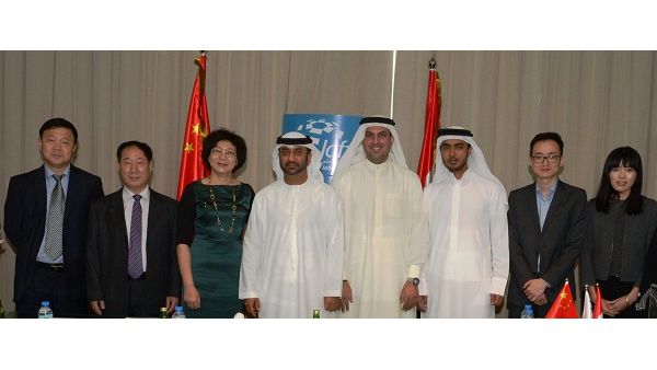ابراهيم محمد الجناحي وعمدة شيامين ني تشاو والوفد الصيني