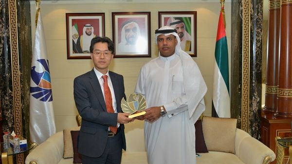 Ahmed Mahboob Musabih meets the Republic of Korea's Consul General in Dubai 