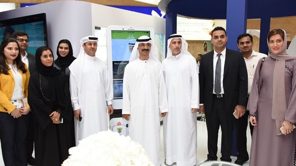 سلطان بن سليم يدشن تطبيق مواردي الذكي للموارد البشرية في المناطق الاقتصادية العالمية خلال اليوم الأول من معرض جيتكس