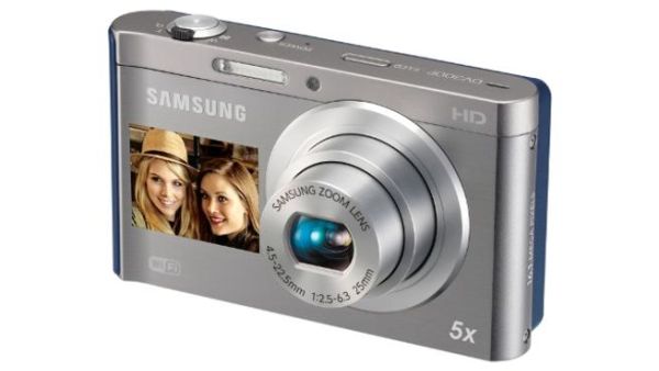 كاميرا DV300F بتقنية LCD الثنائية وتقنية Wi-Fi