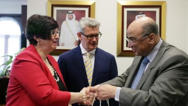 خلال الزيارة