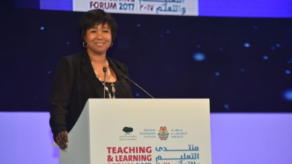 الدكتورة ماي جيميسون، أول رائدة فضاء أفريقية-أمريكية وأول أخصائية في ناسا الدكتورة ماي جيميسون، أول رائدة فضاء أفريقية-أمريكية وأول أخصائية في ناسا