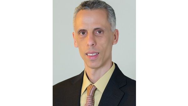 الدكتور محمد زياني