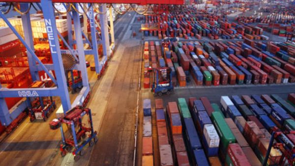 Dubai’s annual industrial production is estimated at AED200 billion, with total exports of AED68 billion accounting for 34% of the total production