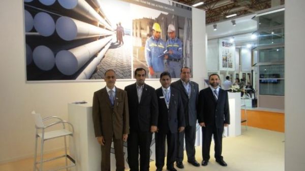 Dubal and Emal Delegation at the show