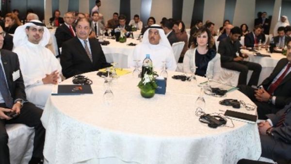 خلال الاجتماع
