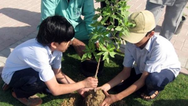 The main objective of the partnership between EEG and Al Hilal Bank is to instill a sense of environmental awareness and responsibility amongst the children in the UAE
