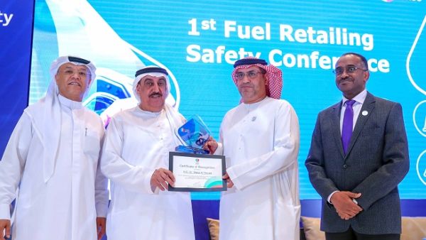In 2017 a total of 1,176 of ENOC’s staff were trained by the Group’s fire specialist team. In 2017 a total of 1,176 of ENOC’s staff were trained by the Group’s fire specialist team.