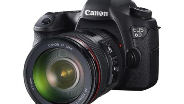 كاميرا EOS 6D
