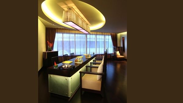 Emirates Grand Spa Reception
