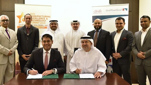 Eng Saed Al Awadi & Brad Hariharan sign MoU