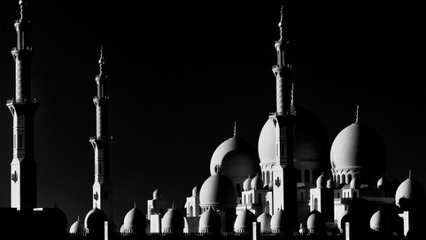 This exhibition aimed to highlight the role of mosques in societies and reveal unique architectural masterpieces in the Arab and Islamic world. 