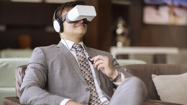 The carriers are testing the potential of the technology in lounges. (Courtesy of Emirates) The carriers are testing the potential of the technology in lounges. (Courtesy of Emirates)