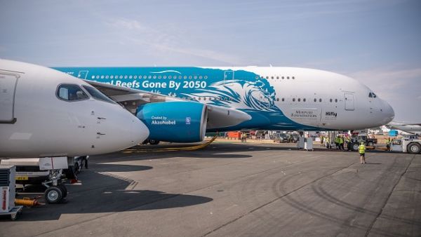 Hi Fly has chosen the A380 to exhibit its very special livery supporting the environmental cause: “Save the Coral Reefs”.