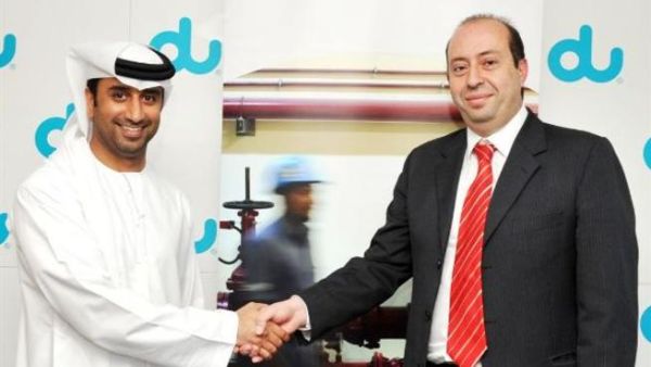 ألكسندر المُسلّم ، الرئيس التنفيذي لماف دالكيا مع فهد الحساوي، الرئيس التنفيذي للموارد البشرية والخدمات المشتركة في دو، خلال التوقيع على الاتفاقية ألكسندر المُسلّم ، الرئيس التنفيذي لماف دالكيا مع فهد الحساوي، الرئيس التنفيذي للموارد البشرية والخدمات المشتركة في دو، خلال التوقيع على الاتفاقية