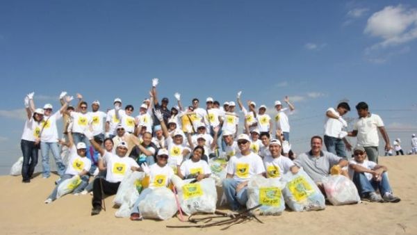 Fairmont Dubai Beach Clean Up